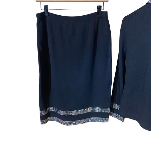 St. John by Marie Gray Santana Knit Embellished Skirt Suit Black Size 8 USA - Picture 11 of 11